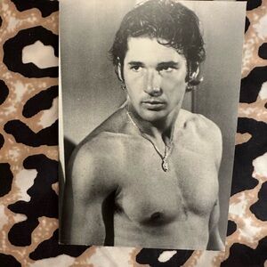1980’s black and white sexy shirtless Richard Gere post card